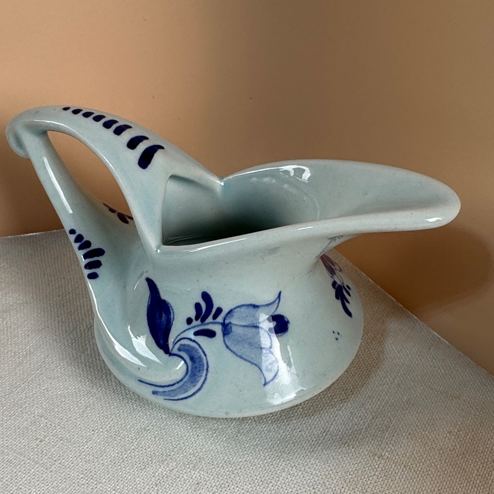 Delft Dutch Colonial Blue Ceramic Pitcher - Picture 2 of 8